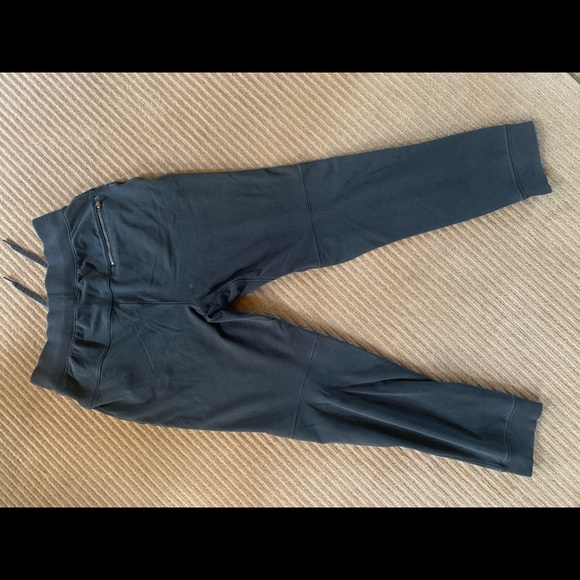 29” LuluLemon City Sweat Joggers - Men’s Medium - Picture 5 of 5